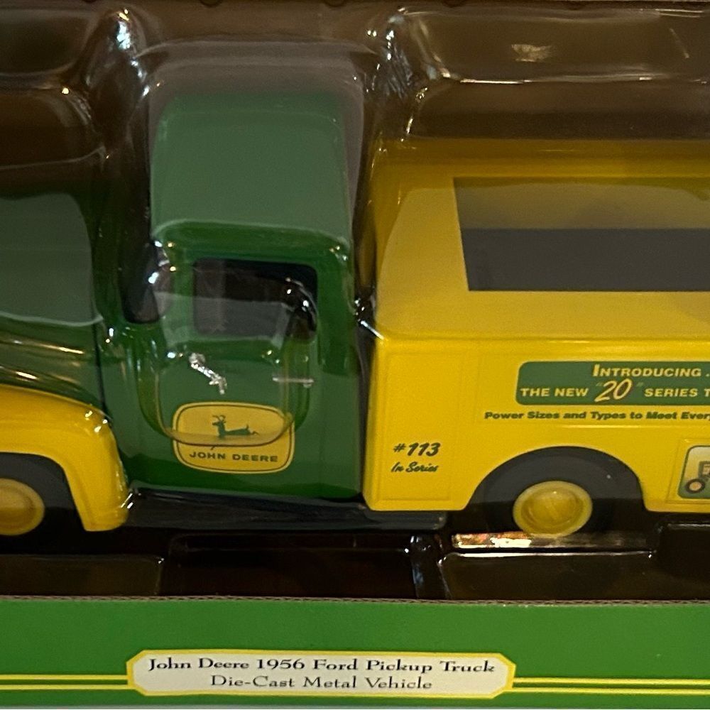 ERTL JOHN DEERE 1956 FORD PICKUP TRUCK DIE-CAST METAL VEHICLE NIB - Picture 3 of 6